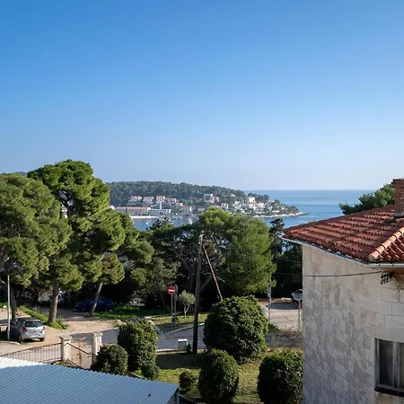 Longin - Zf Hvar Apartman