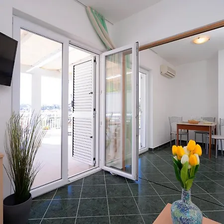 Longin - Zf Hvar Apartment