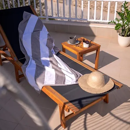 Longin - Zf Hvar * Hvar Town