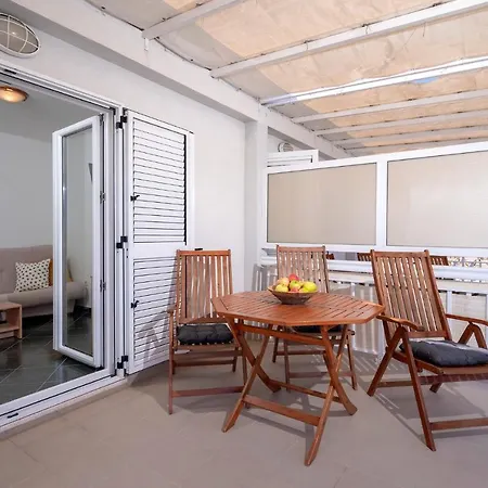 Longin - Zf Hvar * Hvar Town