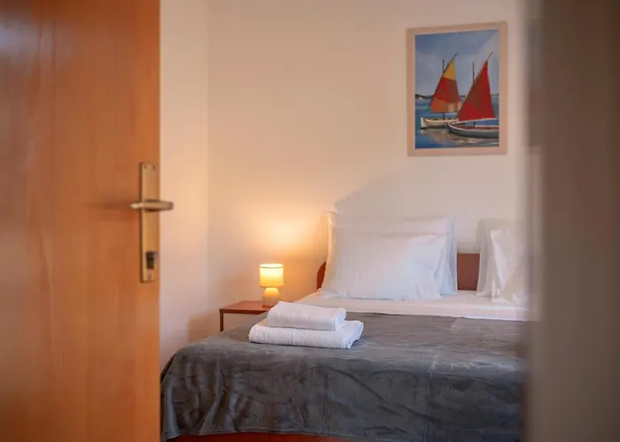 Longin - Zf Hvar Hvar Town