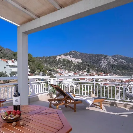 Longin - Zf Hvar Apartman Hvar Town
